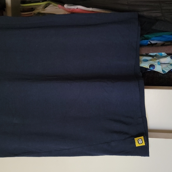 Very Soft Dark Blue WonderWink Shirt - Picture 8 of 8